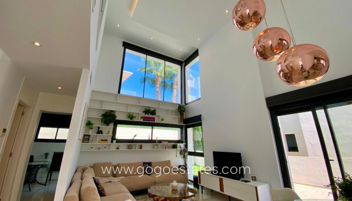 Te koop - Huis - Vrijstaande Villa - Rojales - Ciudad Quesada