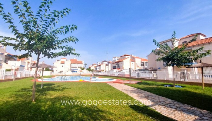 Te koop - Huis - Bungalow - Orihuela - Playa Flamenca