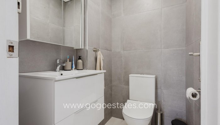 Te koop - Apartamento - Torrevieja - Playa Del Acequión