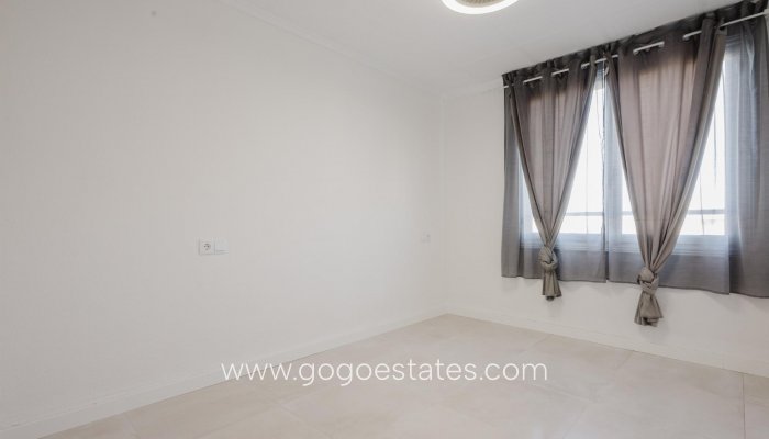 Te koop - Apartamento - Torrevieja - Playa Del Acequión