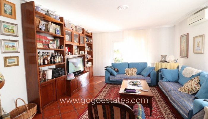 Te koop - Huis - Vrijstaande Villa - Torrevieja - Nueva Torrevieja