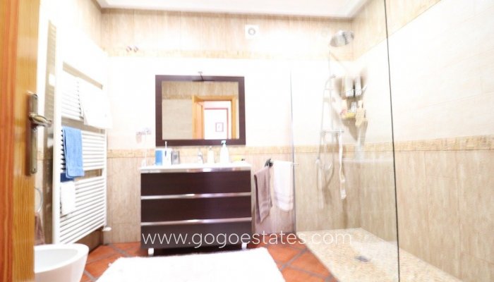 Te koop - Huis - Vrijstaande Villa - Torrevieja - Nueva Torrevieja