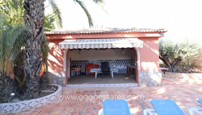 Te koop - Huis - Vrijstaande Villa - Torrevieja - Nueva Torrevieja