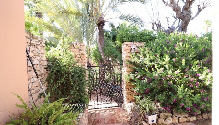 Te koop - Huis - Vrijstaande Villa - Torrevieja - Nueva Torrevieja