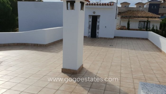 Te koop - Huis - Vrijstaande Villa - Orihuela - La Zenia