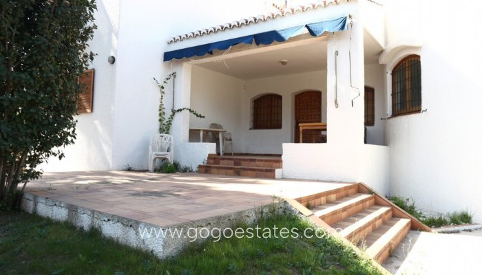 Te koop - Huis - Vrijstaande Villa - Orihuela - La Zenia