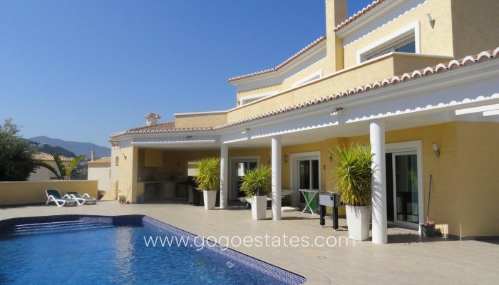 Te koop - Huis - Vrijstaande Villa - Calpe - Calpe Centro