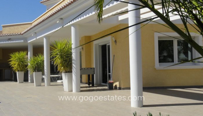 Te koop - Huis - Vrijstaande Villa - Calpe - Calpe Centro