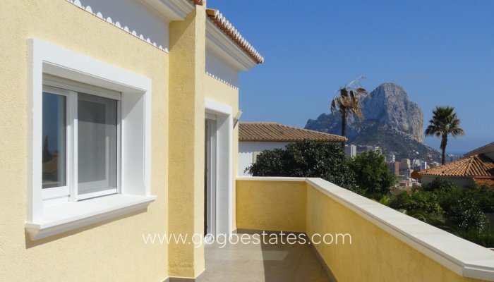 Te koop - Huis - Vrijstaande Villa - Calpe - Calpe Centro