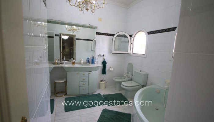 Te koop - Huis - Vrijstaande Villa - Calpe - la Canuta