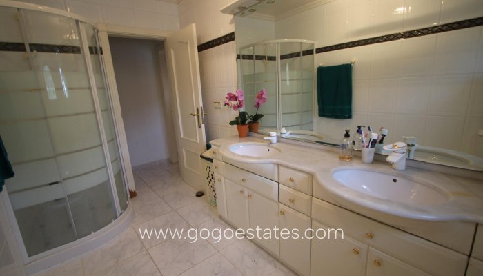 Te koop - Huis - Vrijstaande Villa - Calpe - la Canuta