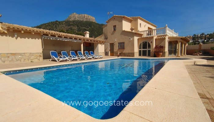 Te koop - Huis - Vrijstaande Villa - Calpe - Calpe Centro