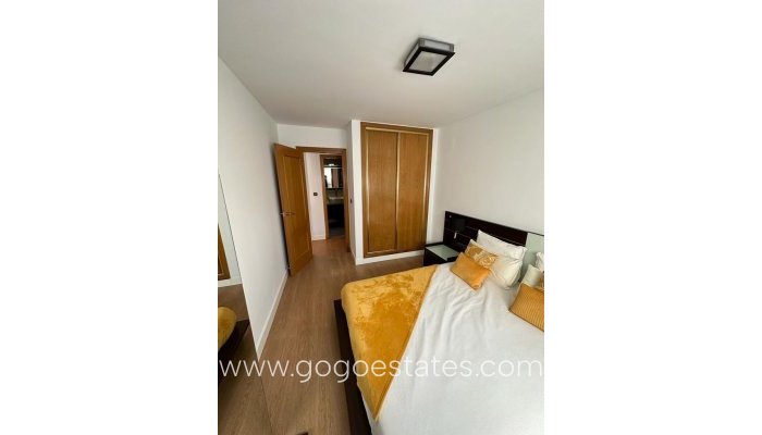 Te koop - Appartement - Appartement op de middelste verdieping - Torrevieja - Torrevieja Centro