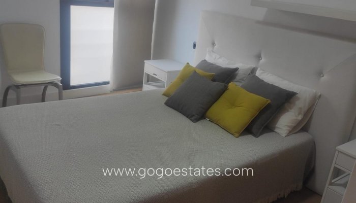 Te koop - Appartement - Appartement op de middelste verdieping - Torrevieja - Torrevieja Centro