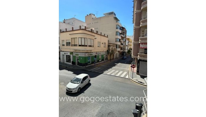 Te koop - Appartement - Appartement op de middelste verdieping - Torrevieja - Torrevieja Centro