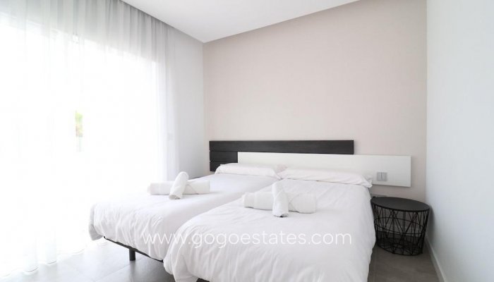 Te koop - Huis - Vrijstaande Villa - Orihuela - Campoamor