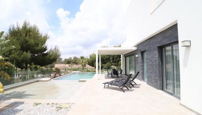 Te koop - Huis - Vrijstaande Villa - Orihuela - Campoamor