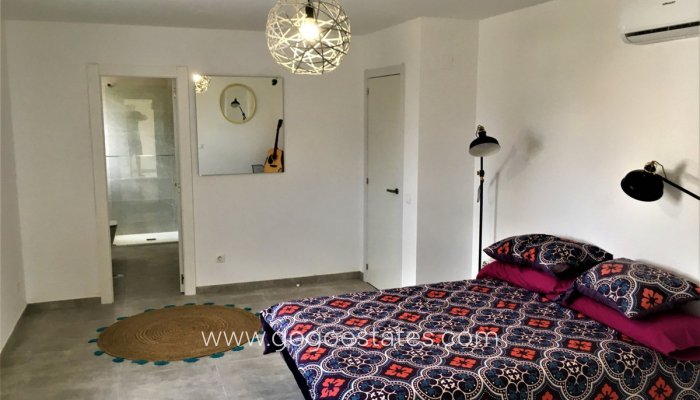 Revente - Appartement - Appartement au rez-de-chaussée - Finestrat
