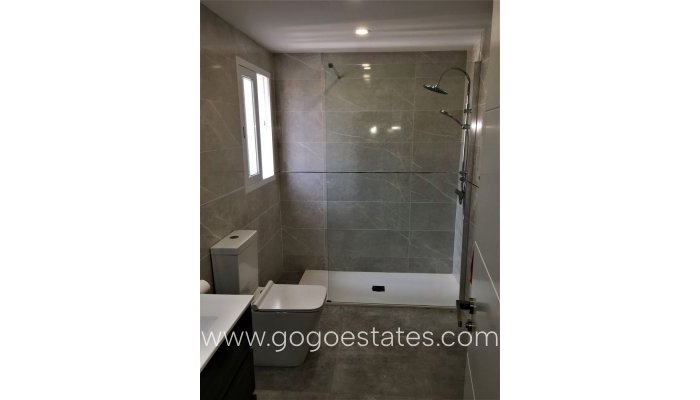 Revente - Appartement - Appartement au rez-de-chaussée - Finestrat