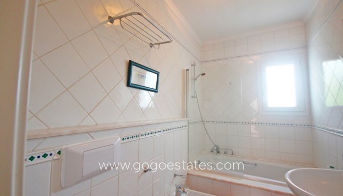 Te koop - Huis - Vrijstaande Villa - Teulada - Moraira