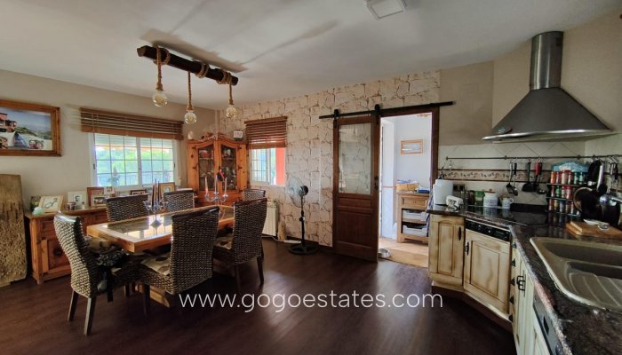 Te koop - Huis - Bungalow - La Nucía - La Nucia Centro