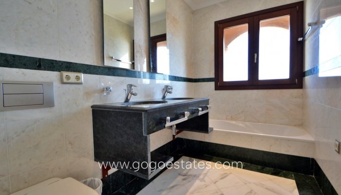 Te koop - Huis - Vrijstaande Villa - Jávea Xàbia - Jávea - Xàbia Centro