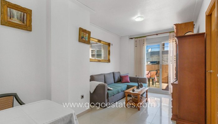 Te koop - Appartement - Appartement op de middelste verdieping - Torrevieja - Torrevieja Centro