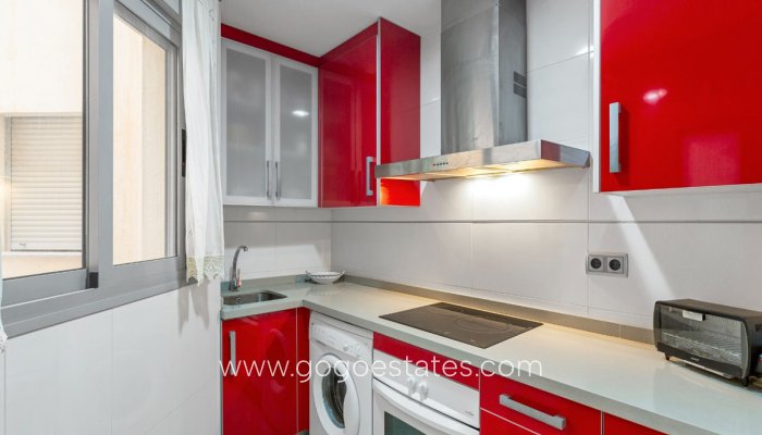 Te koop - Appartement - Appartement op de middelste verdieping - Torrevieja - Torrevieja Centro