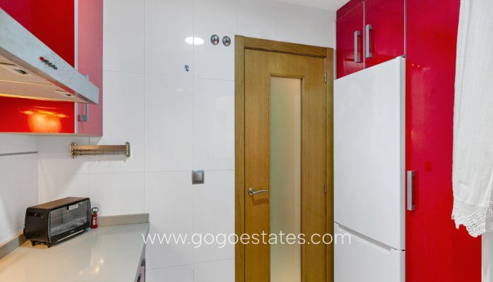 Te koop - Appartement - Appartement op de middelste verdieping - Torrevieja - Torrevieja Centro