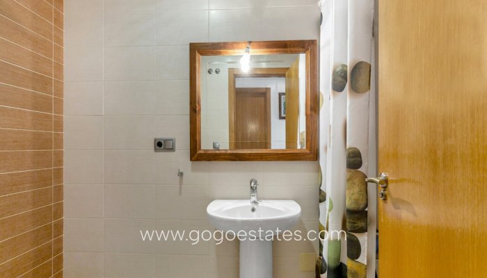 Te koop - Appartement - Appartement op de middelste verdieping - Torrevieja - Torrevieja Centro