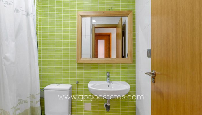 Te koop - Appartement - Appartement op de middelste verdieping - Torrevieja - Torrevieja Centro