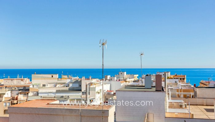 Te koop - Appartement - Appartement op de middelste verdieping - Torrevieja - Torrevieja Centro