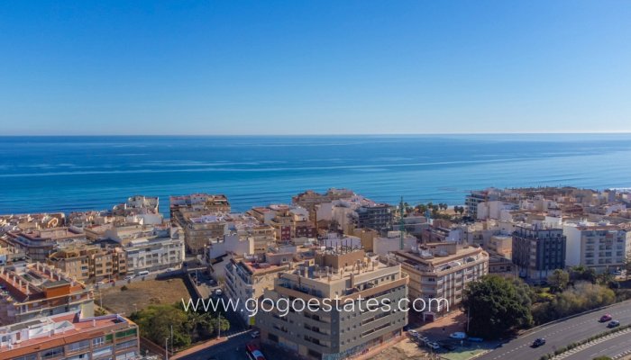 Te koop - Appartement - Appartement op de middelste verdieping - Torrevieja - Torrevieja Centro