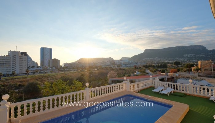 Te koop - Huis - Vrijstaande Villa - Calpe - Calpe Centro