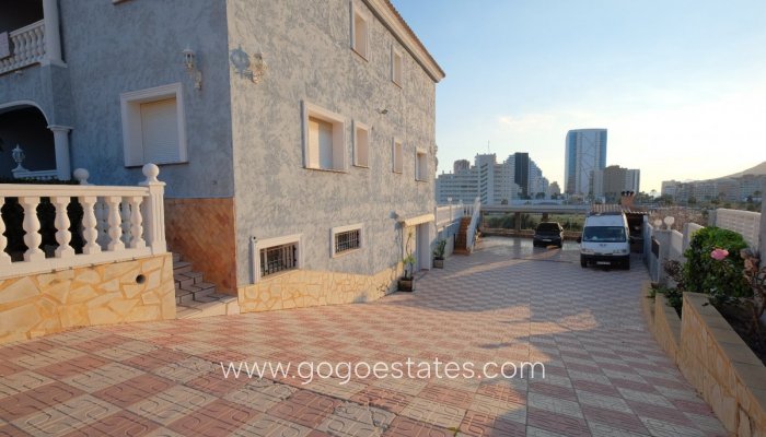Te koop - Huis - Vrijstaande Villa - Calpe - Calpe Centro