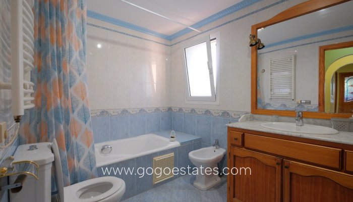 Te koop - Huis - Vrijstaande Villa - Calpe - Calpe Centro