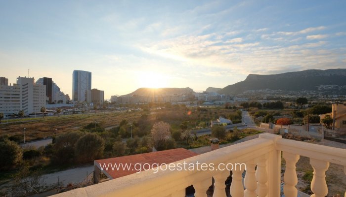 Te koop - Huis - Vrijstaande Villa - Calpe - Calpe Centro