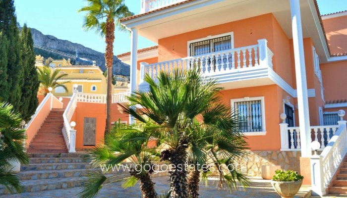 Te koop - Huis - Vrijstaande Villa - Calpe - Calpe Centro