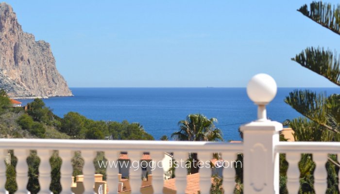 Te koop - Huis - Vrijstaande Villa - Calpe - Calpe Centro