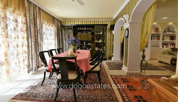 Te koop - Huis - Vrijstaande Villa - Calpe - Calpe Centro