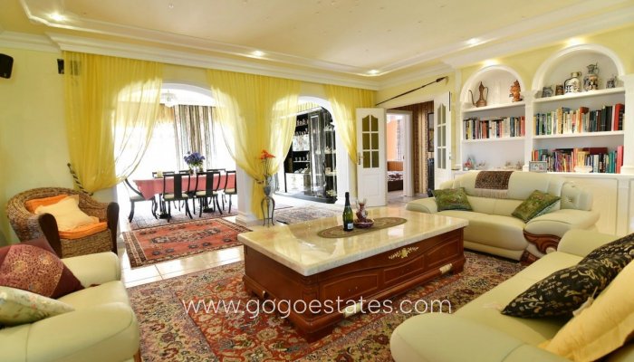 Te koop - Huis - Vrijstaande Villa - Calpe - Calpe Centro