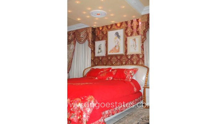 Te koop - Huis - Vrijstaande Villa - Calpe - Calpe Centro