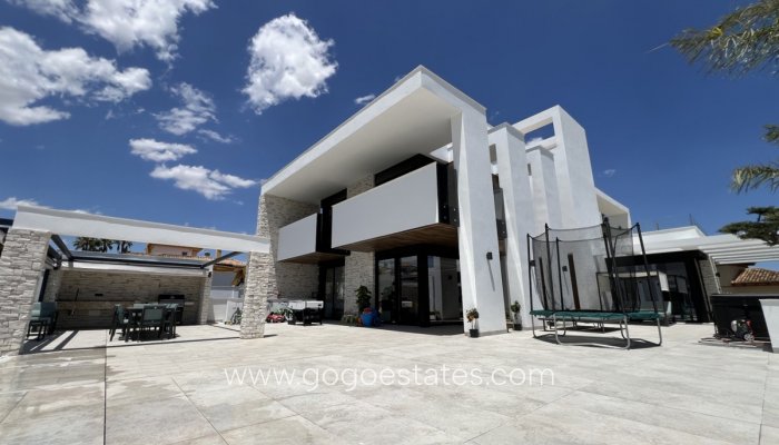 Te koop - Huis - Vrijstaande Villa - Orihuela - Orihuela Costa