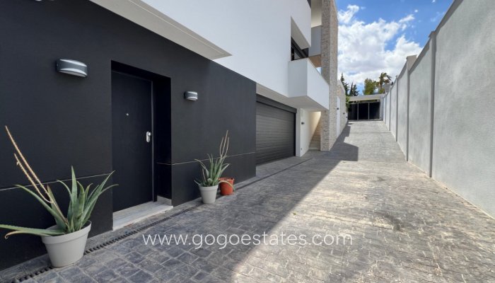 Te koop - Huis - Vrijstaande Villa - Orihuela - Orihuela Costa