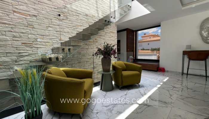 Te koop - Huis - Vrijstaande Villa - Orihuela - Orihuela Costa