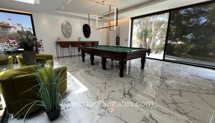 Te koop - Huis - Vrijstaande Villa - Orihuela - Orihuela Costa