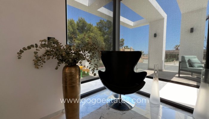 Te koop - Huis - Vrijstaande Villa - Orihuela - Orihuela Costa