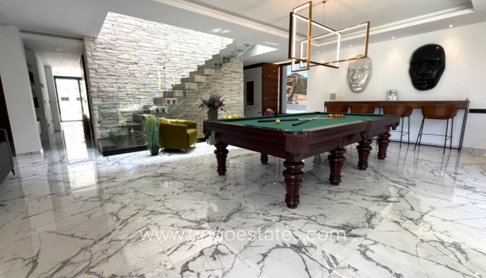 Te koop - Huis - Vrijstaande Villa - Orihuela - Orihuela Costa