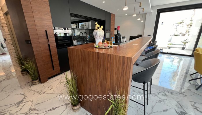 Te koop - Huis - Vrijstaande Villa - Orihuela - Orihuela Costa