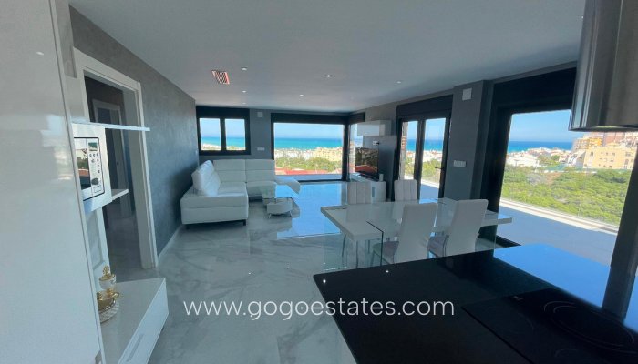 Te koop - Huis - Vrijstaande Villa - Torrevieja - La Mata